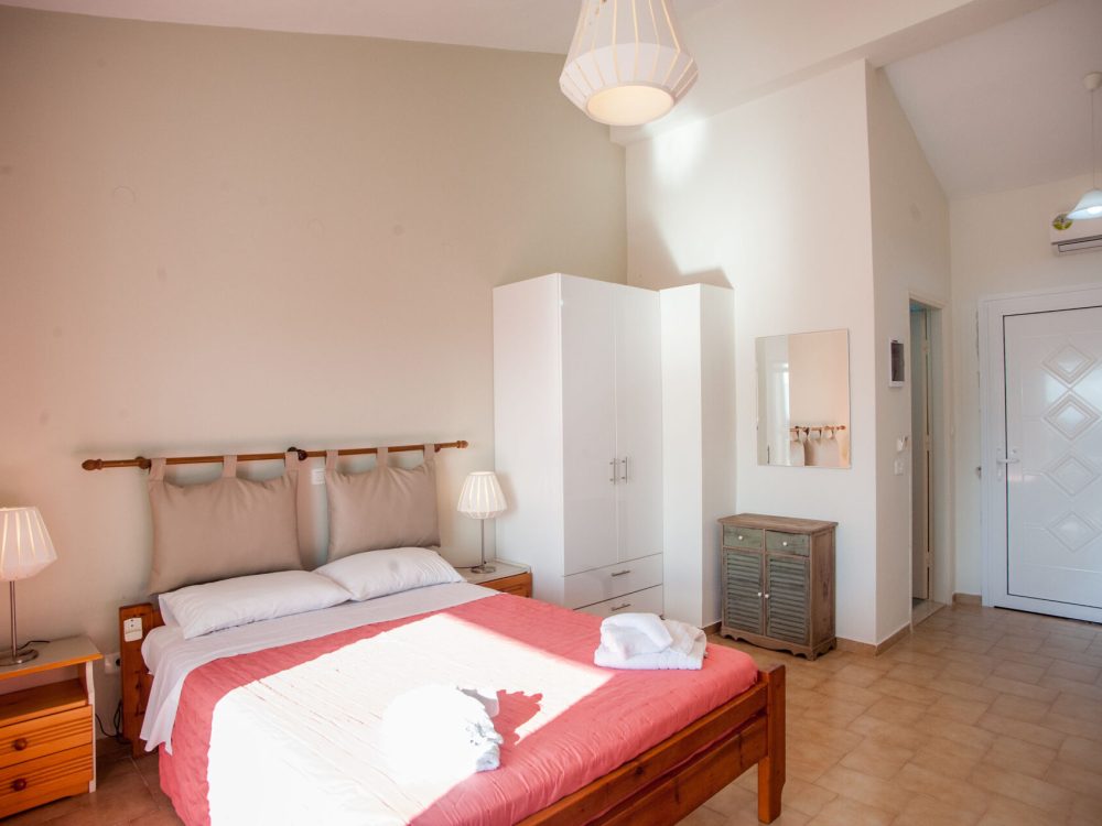 Musses Triple Room with Sea View